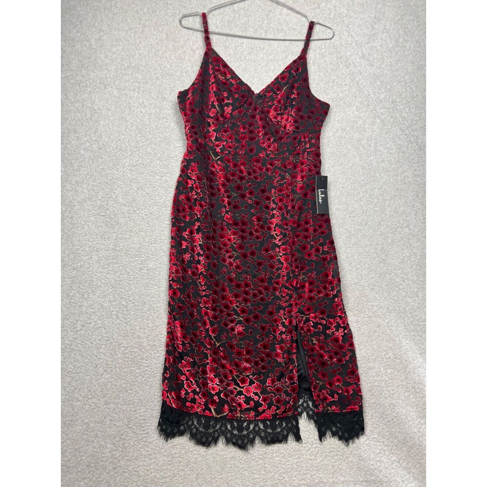 Lulu's Red and Black Velvet Floral Midi Dress